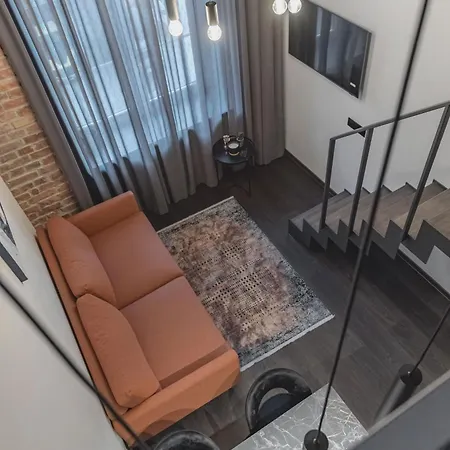 Apartment Life Loft *