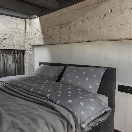 Apartment Life Loft *